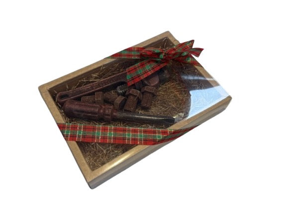 Scatola regalo con bulloni, giratubo e cacciavite