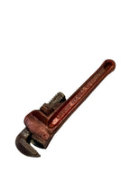 Scatola regalo con bulloni, giratubo e cacciavite