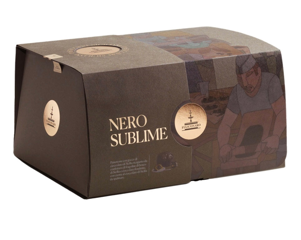 Panettone nero sublime con grani di cioccolato di Modica & purea di fragole Fiasconaro - cod. FIASCO39