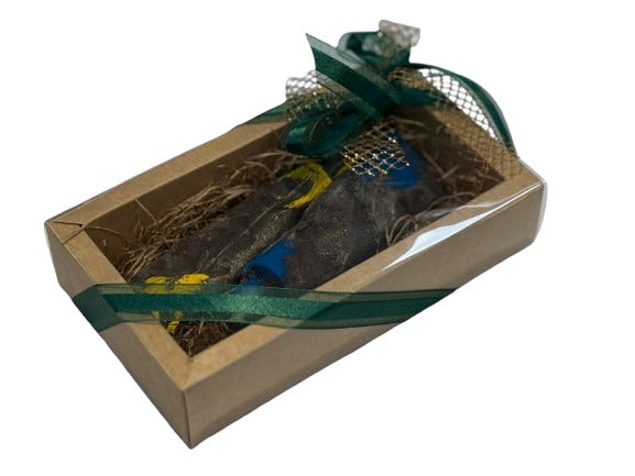 Scatola regalo con tempere