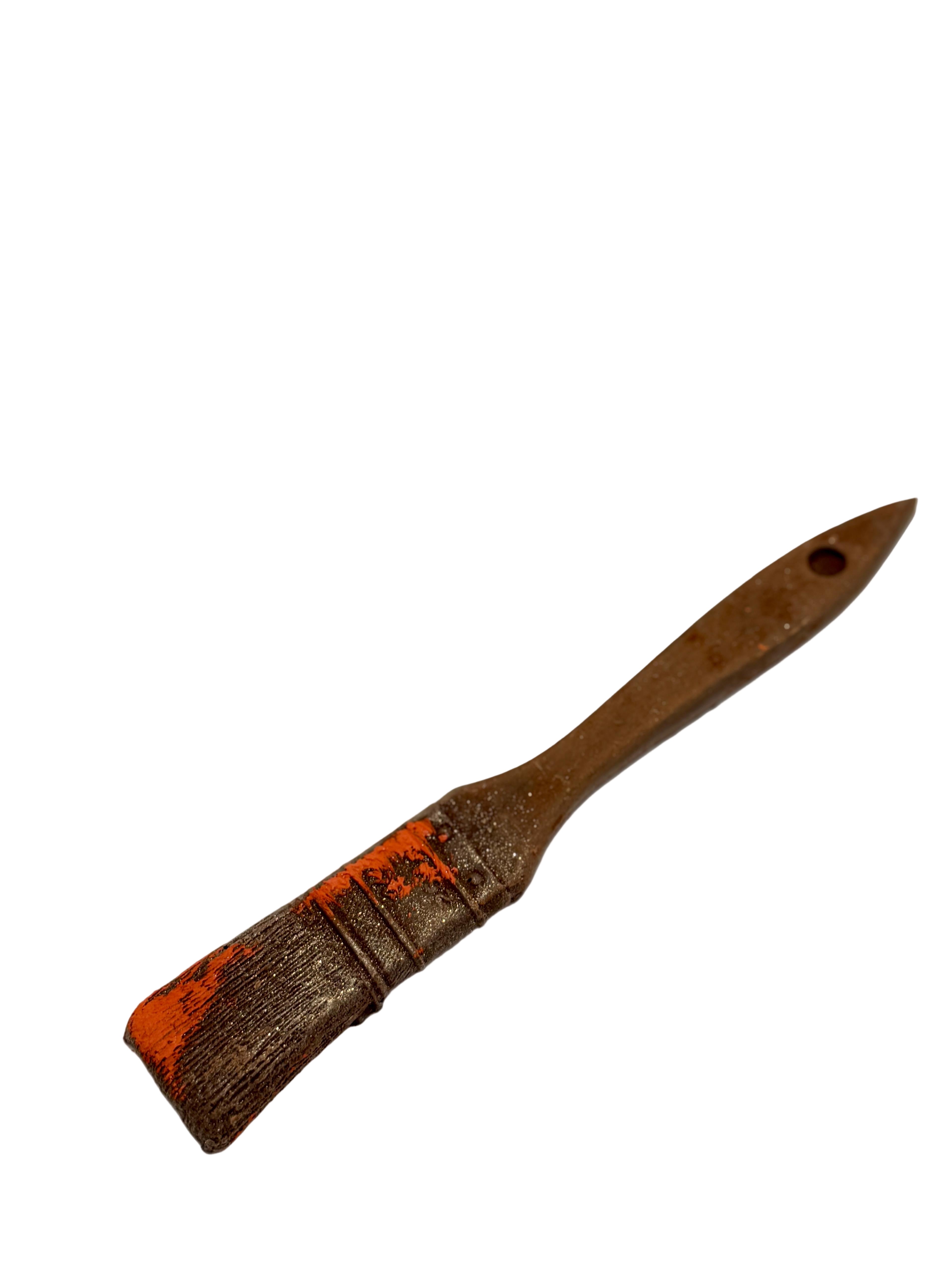 Scatola regalo con tempere, pennello e taglierino